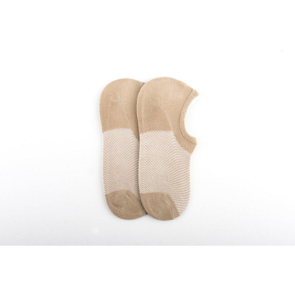thin bamboo no show socks for men and women in beige